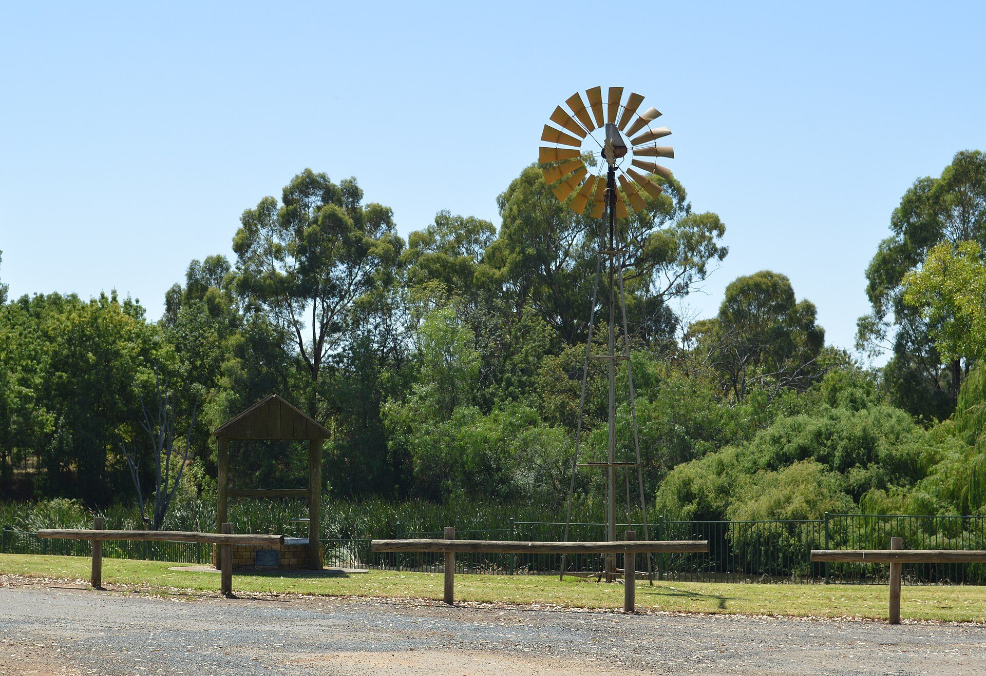 Tongaboo Northbound Rest Area — Finley, NSW