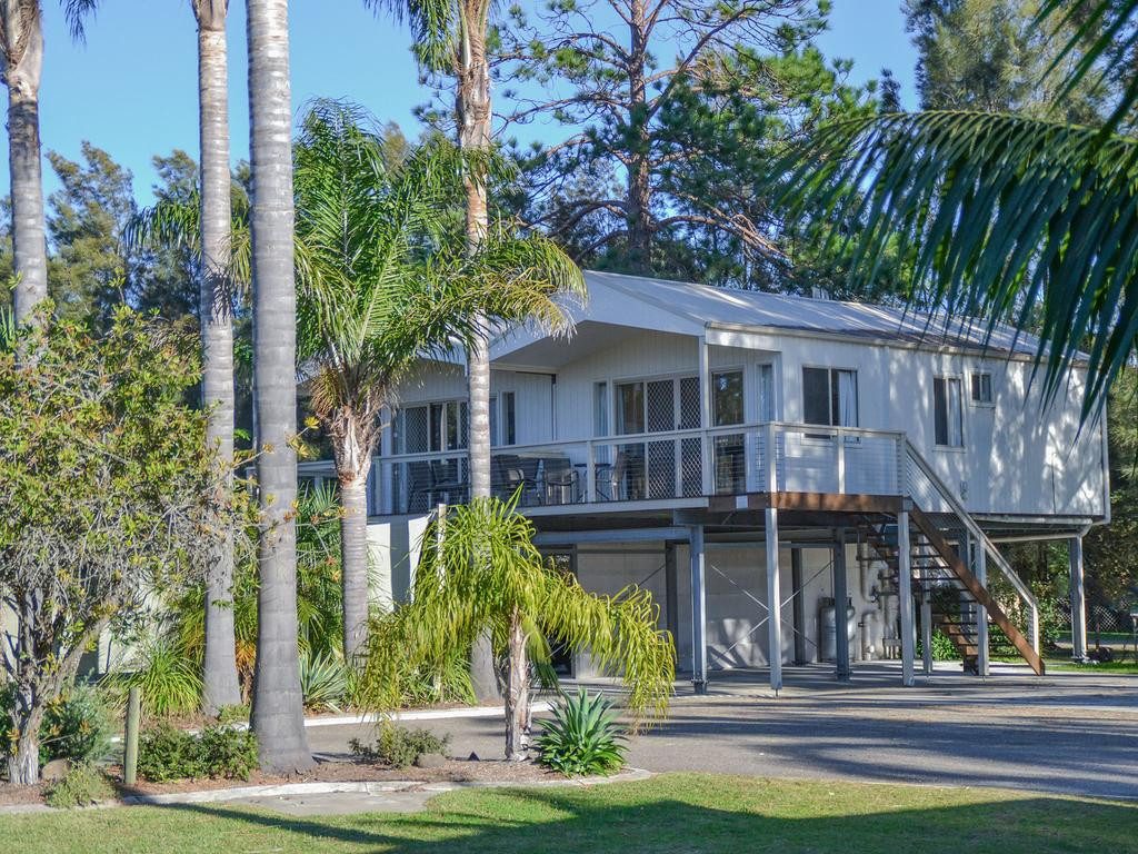 Caseys Beach Holiday Park - Main image