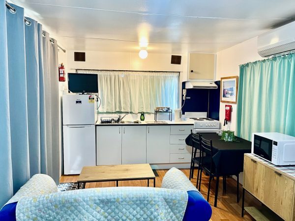 Coleambally Caravan Park - Image 2