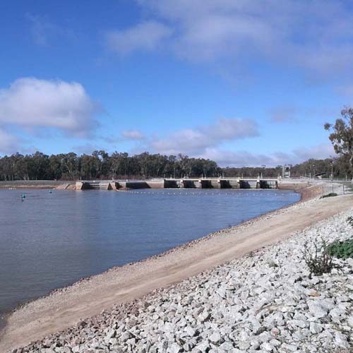 Torrumbarry Weir Holiday Park - Image 2