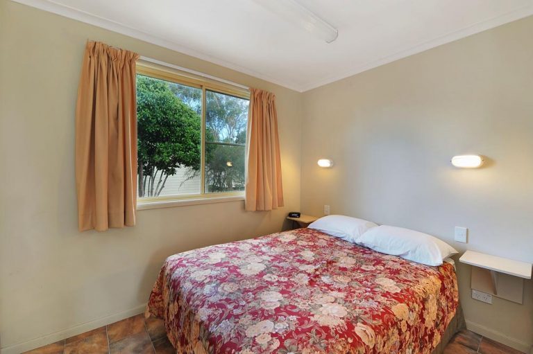 Country Road Caravan Park - Main image