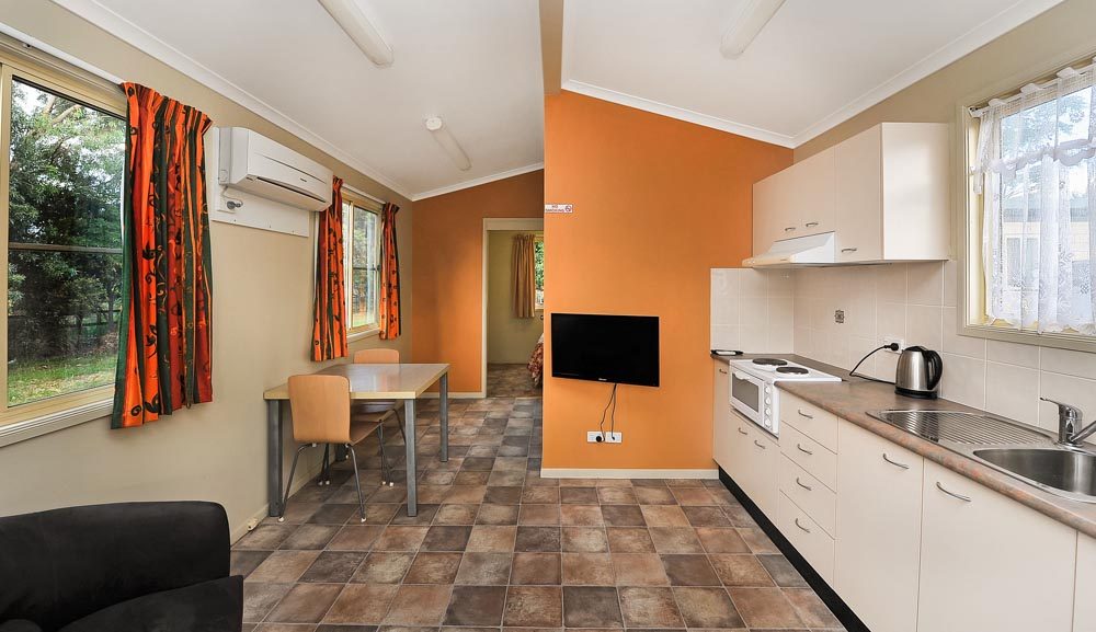Country Road Caravan Park - Image 4