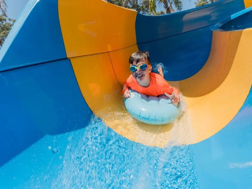 Racecourse Beach Tourist Park - Main image