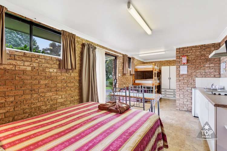 Fossicker Caravan Park - Image 5