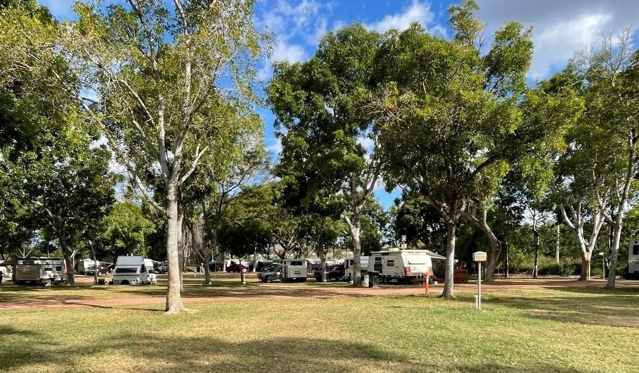 Aussie Outback Oasis Cabin and Van Village - Image 2