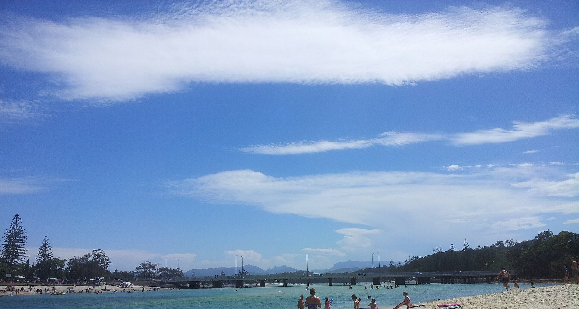 Tallebudgera Creek Tourist Park — Palm Beach, QLD