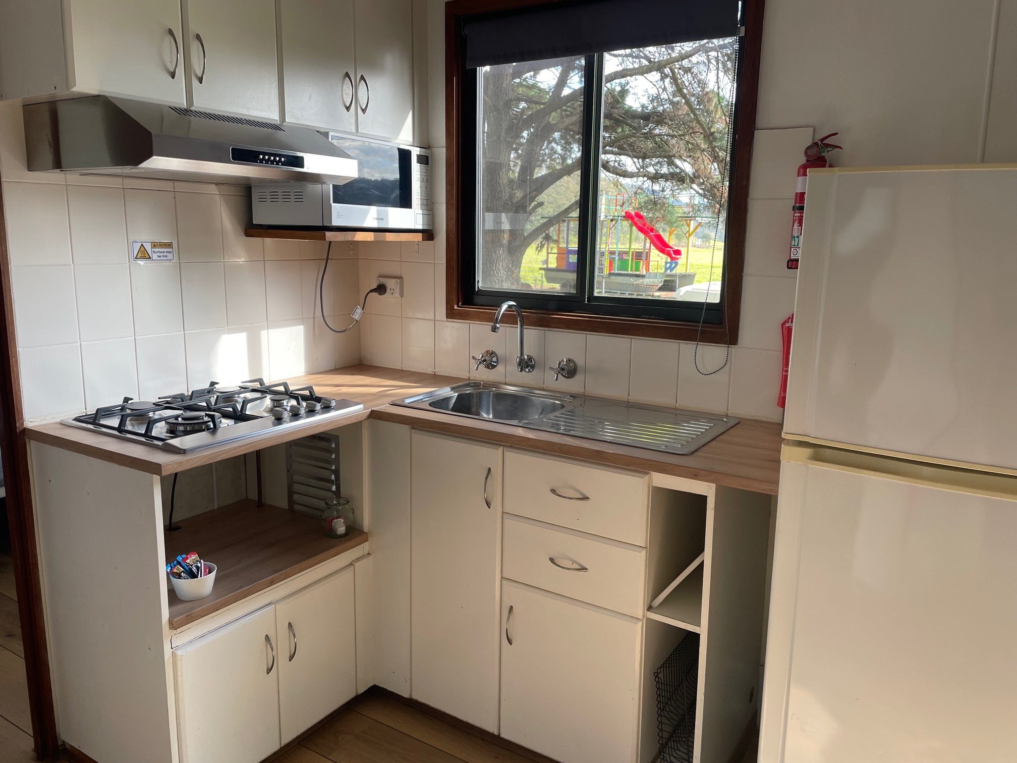 Gradys Riverside Retreat - Image 3