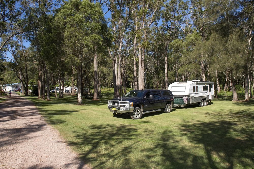 Diamond Waters Caravan Park - Image 5
