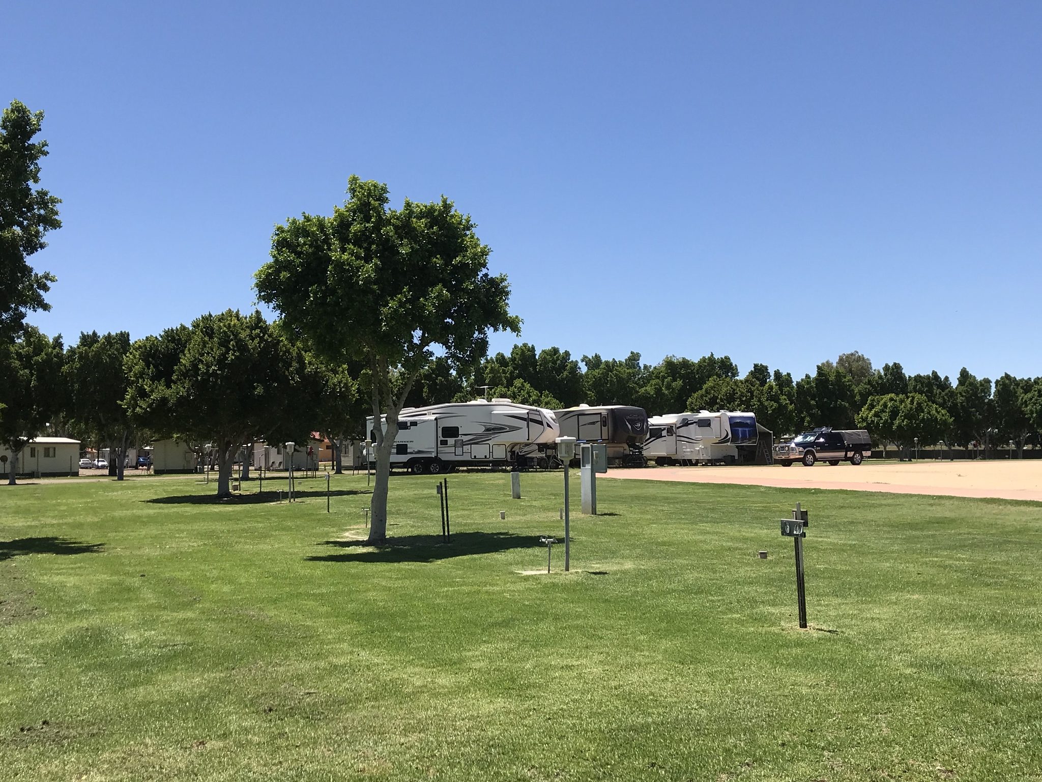 Gwydir Motel Carapark and Thermal Pools - Image 3