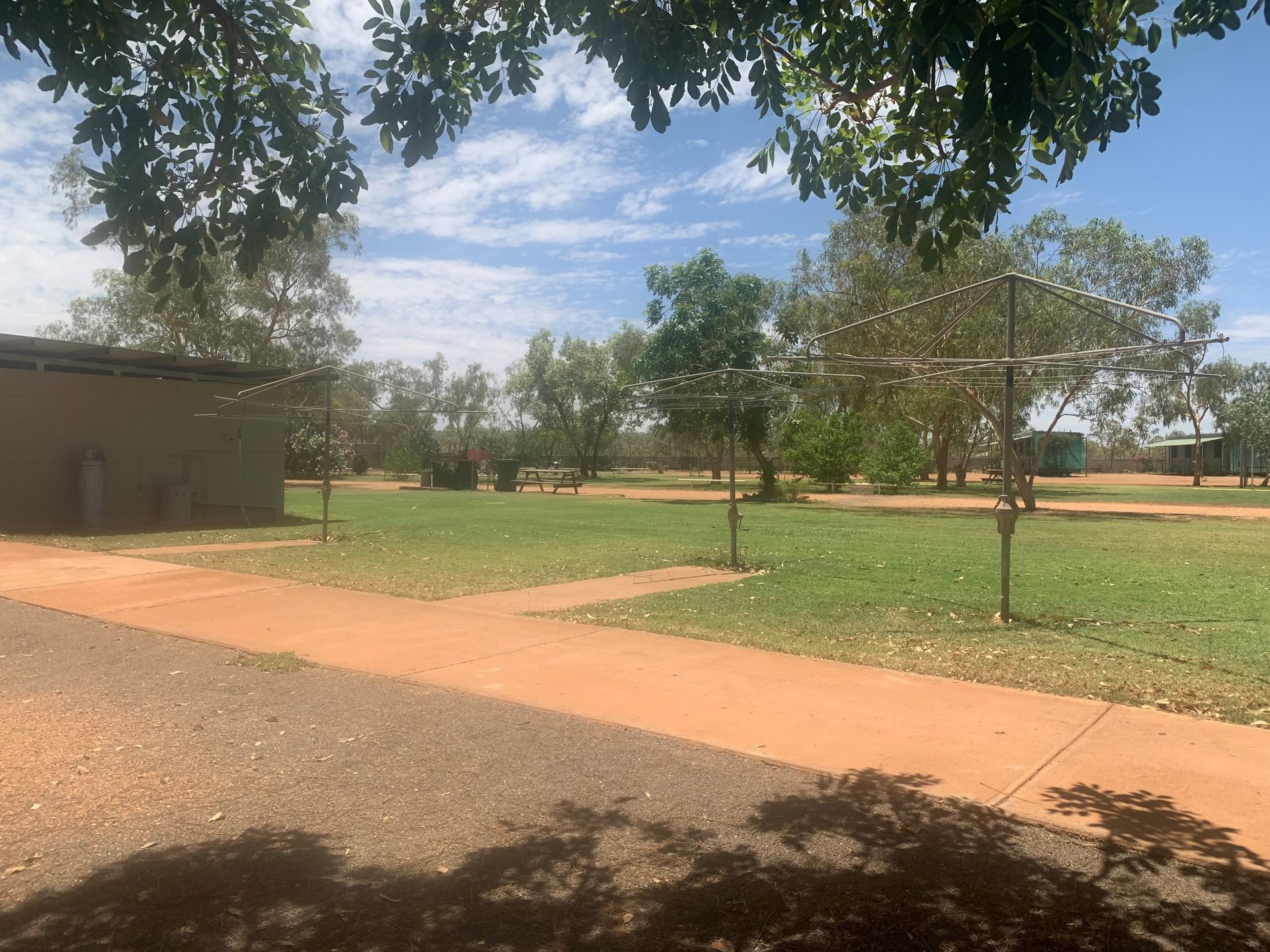 Tennant Creek Caravan Park - Image 2