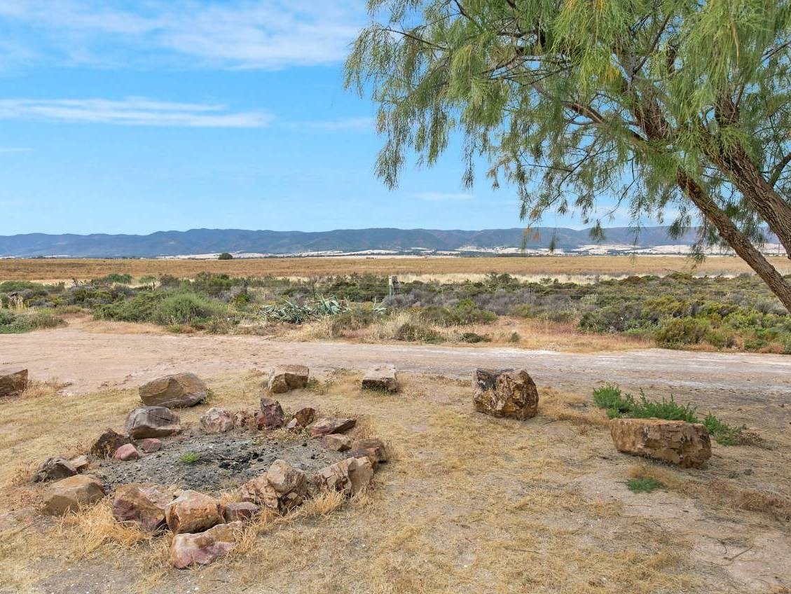 Rangeview Caravan and Cabin Park - Image 5