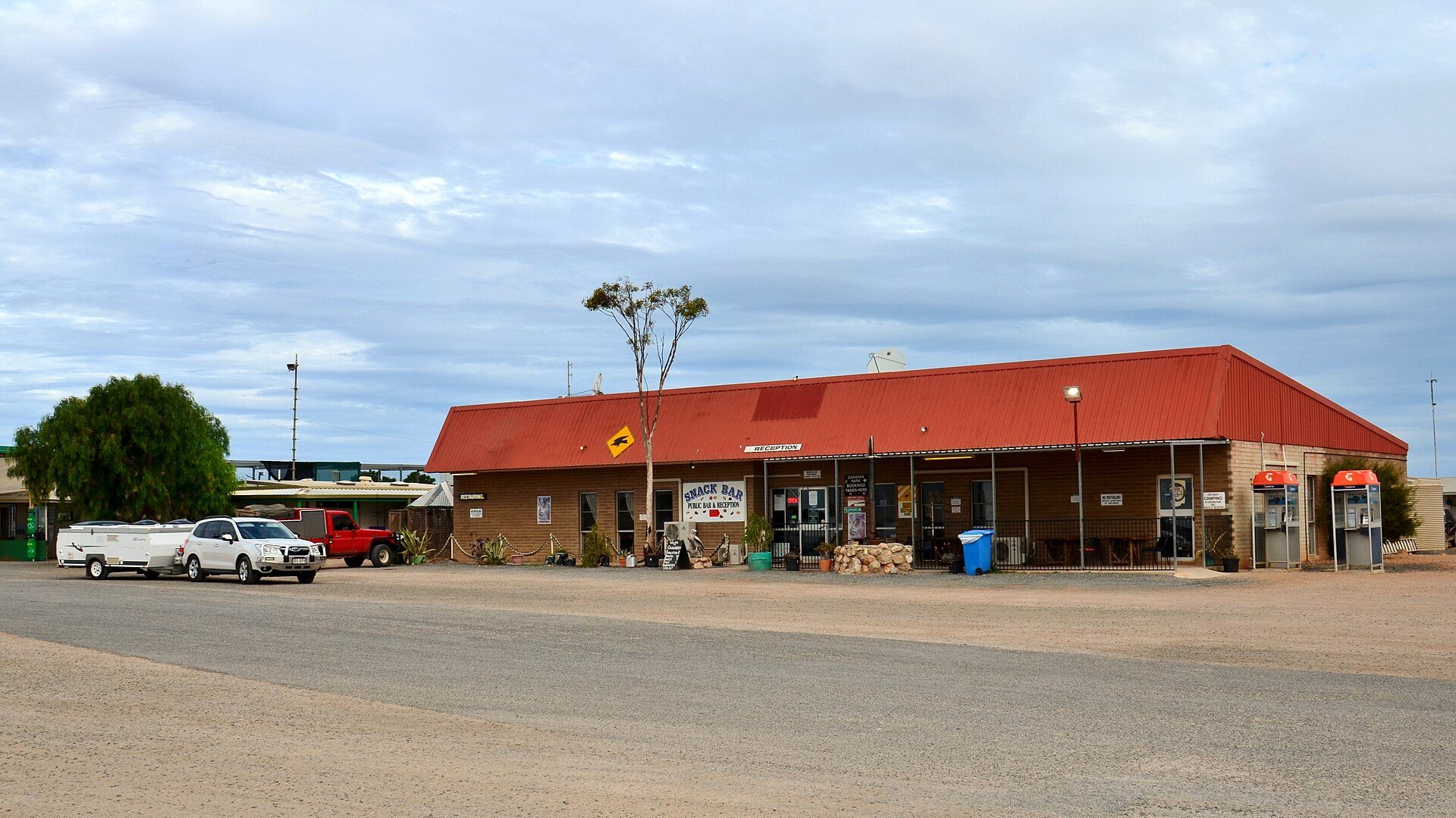 Cocklebiddy Roadhouse