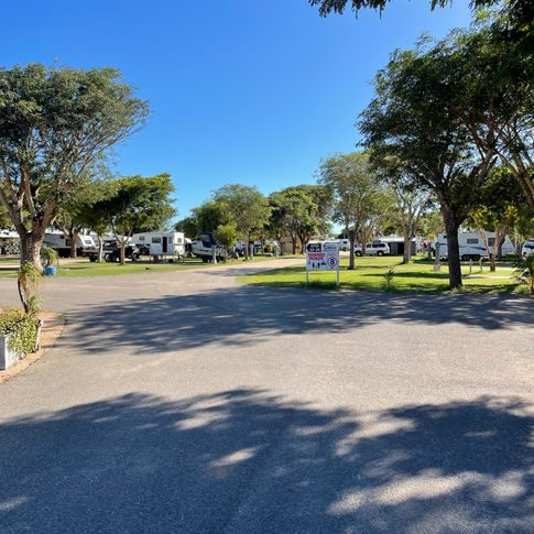 Outback Oasis Caravan Park in Carnarvon, WA — photo 2