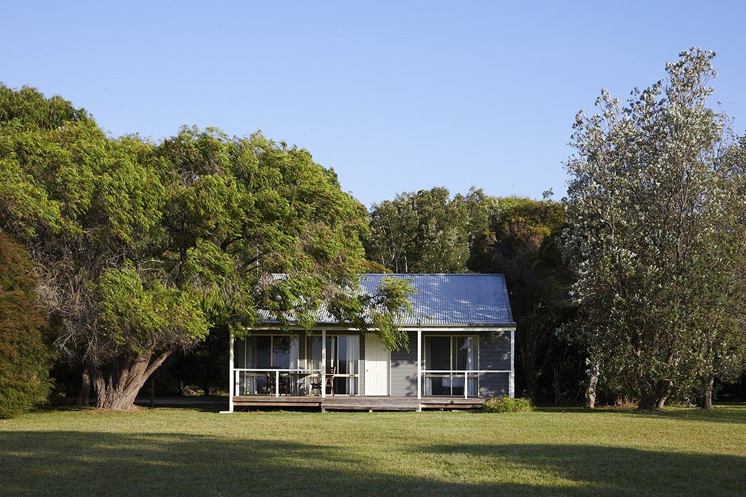 Mystery Bay Cottages