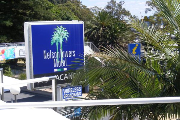 Nelson Towers Motel & Apartments in Nelson Bay, NSW — photo 1