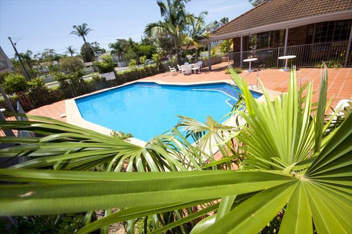 Island Palms Motor Inn — Forster, NSW