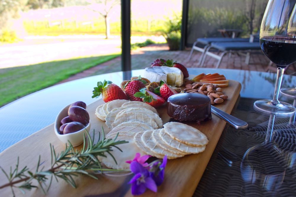 Seppeltsfield Vineyard Cottage in Greenock, SA — photo 4