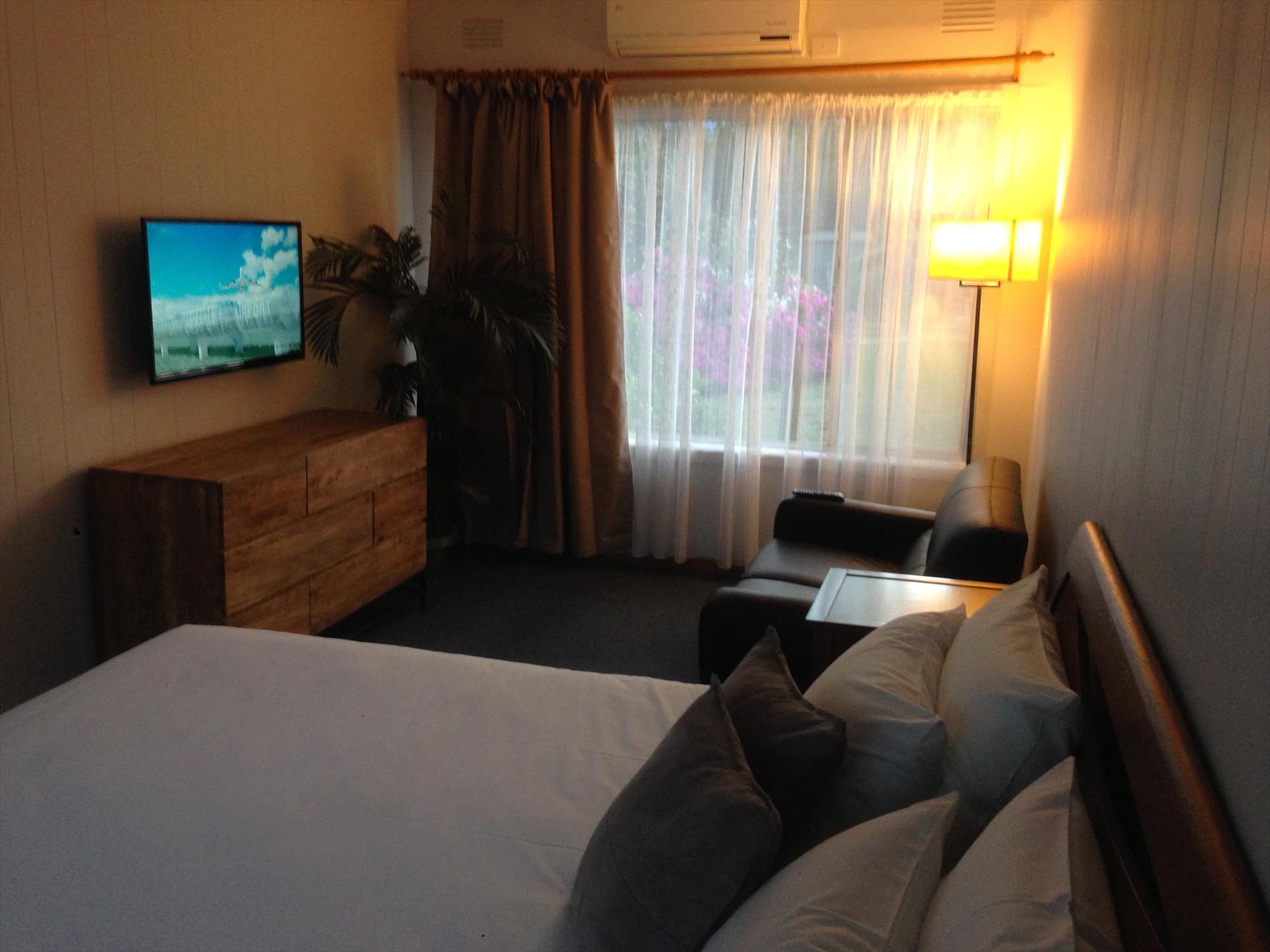 Buffalo Motel and Country Retreat